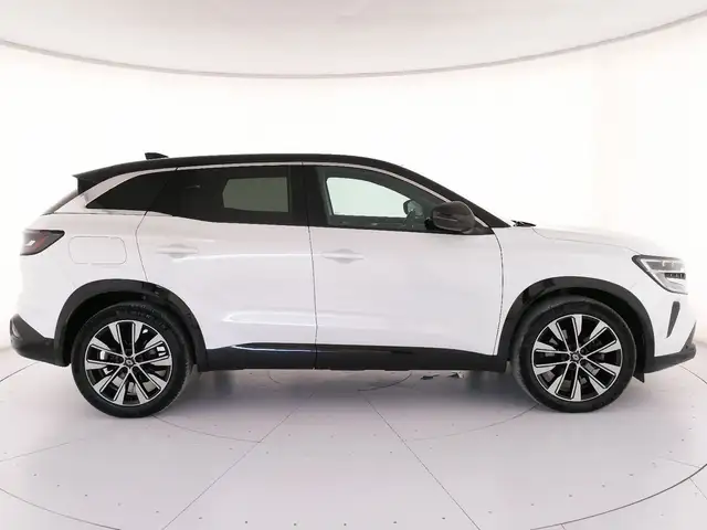 Renault Austral view 3