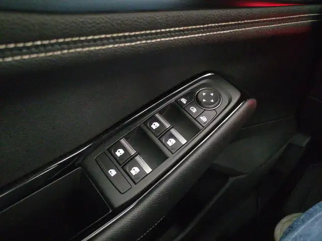 Renault Austral view 28