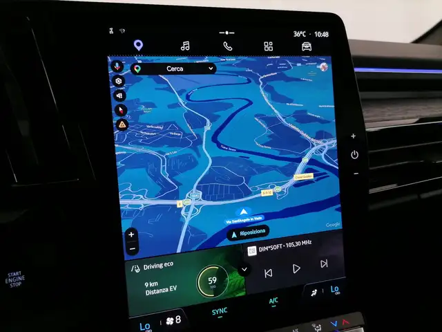 Renault Austral view 16