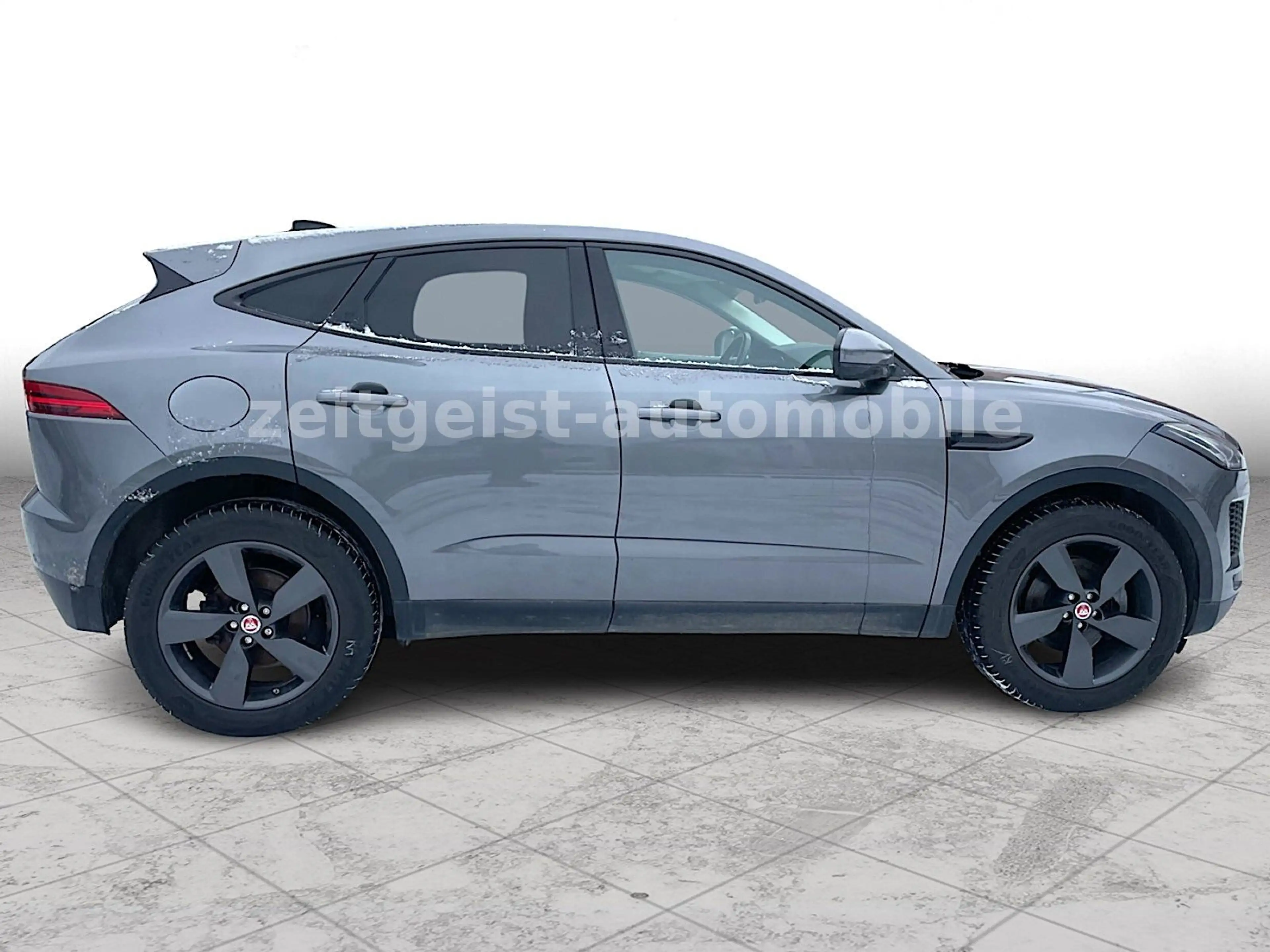 Jaguar E-Pace D150 4WD*1.HAND*TÜV&SERVICE NEU* — photo 8