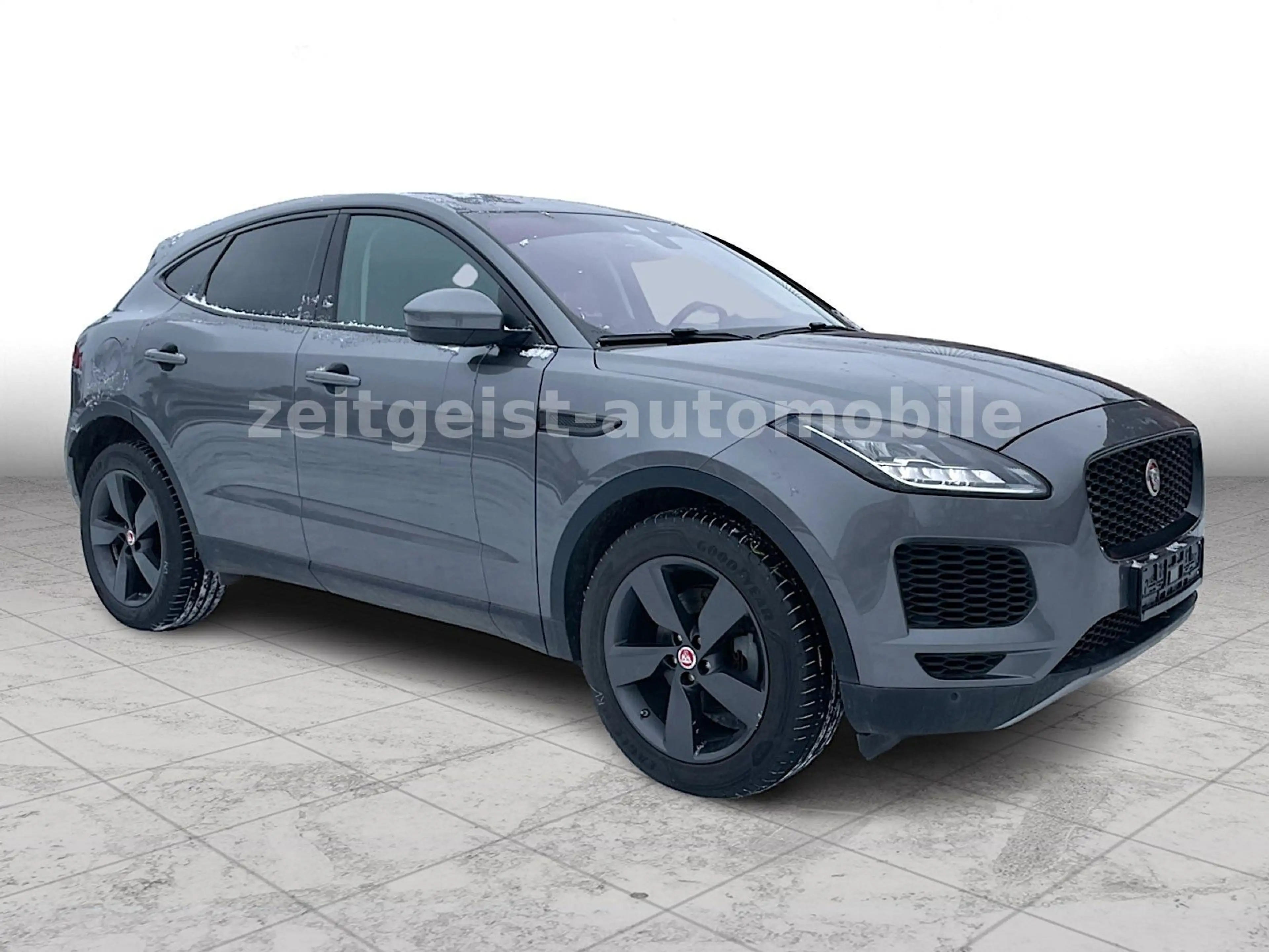 Jaguar E-Pace D150 4WD*1.HAND*TÜV&SERVICE NEU* — photo 2