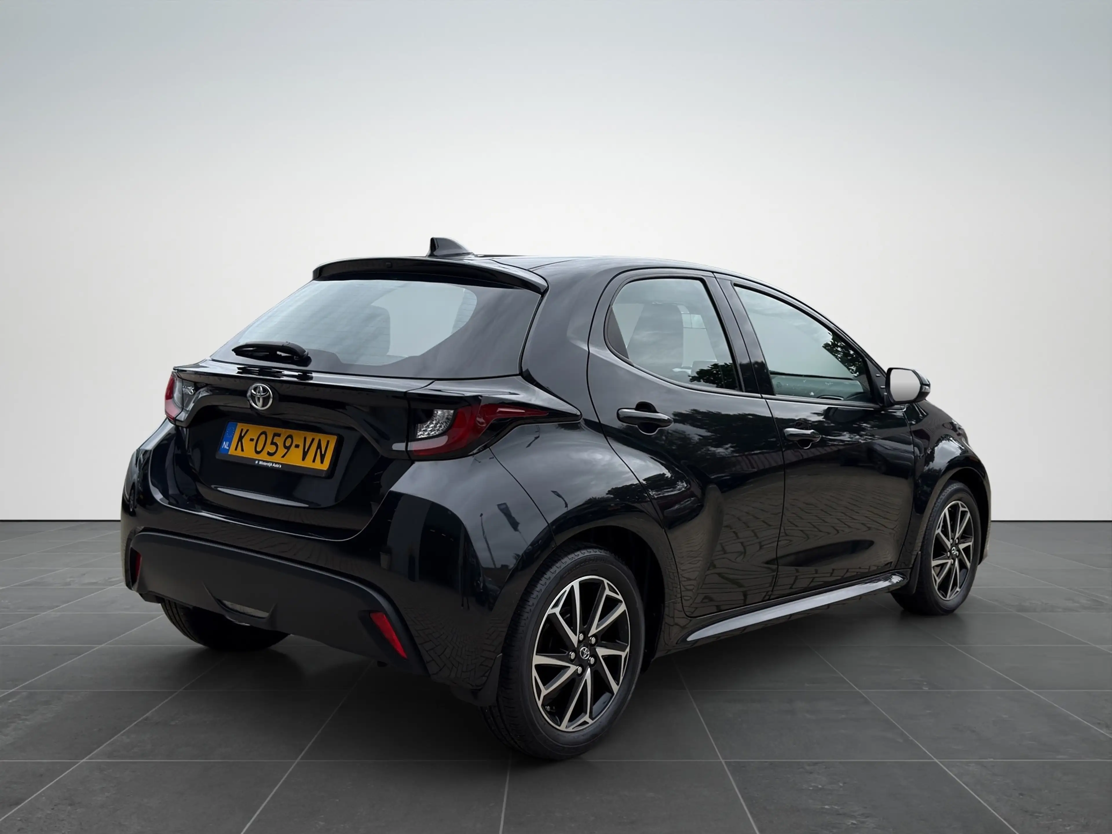 Toyota Yaris 1.5 VVT-i Active - Toyota Dealer Garantie | NAP — photo 9