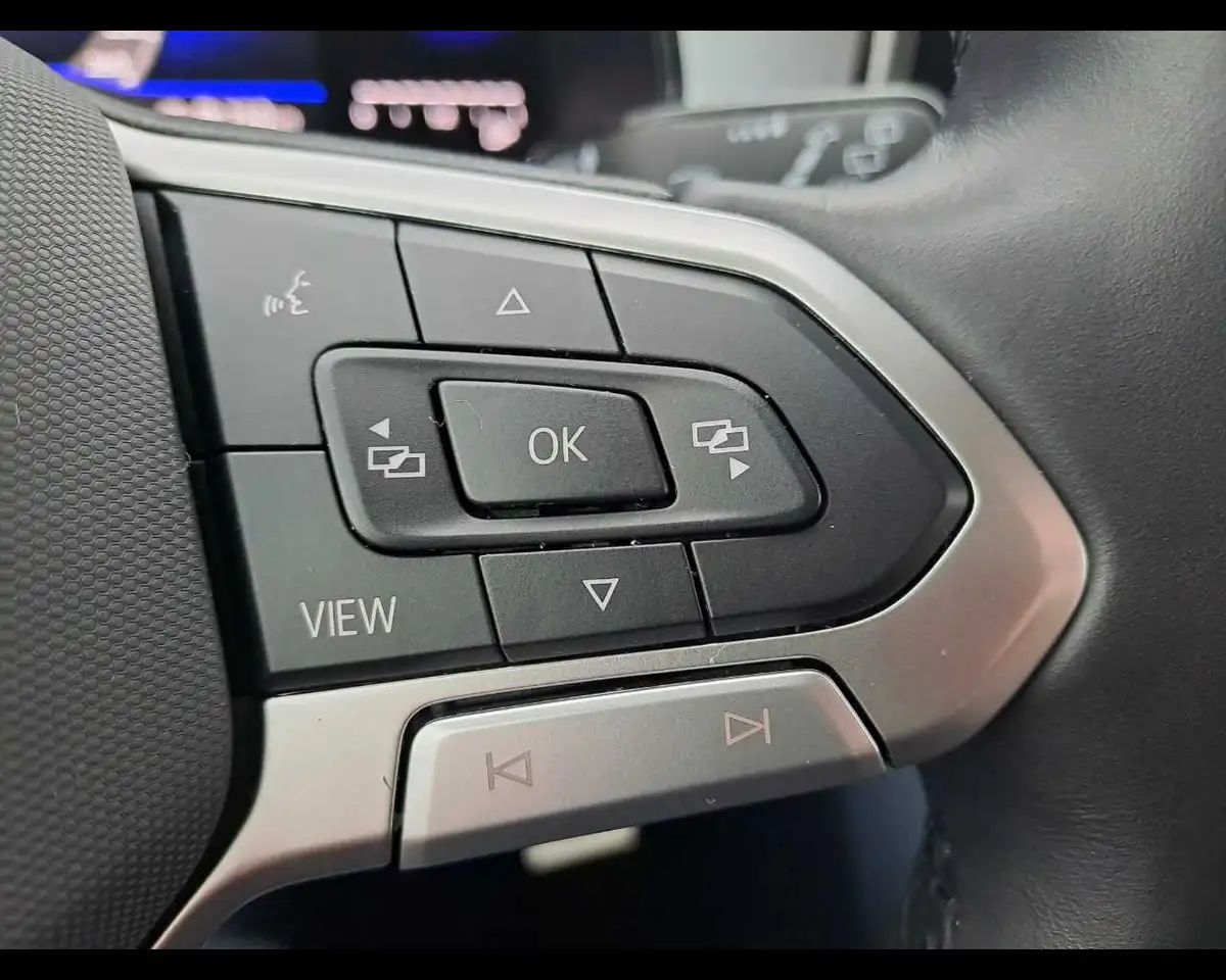 Volkswagen T-Roc 1.0 TSI Life 11