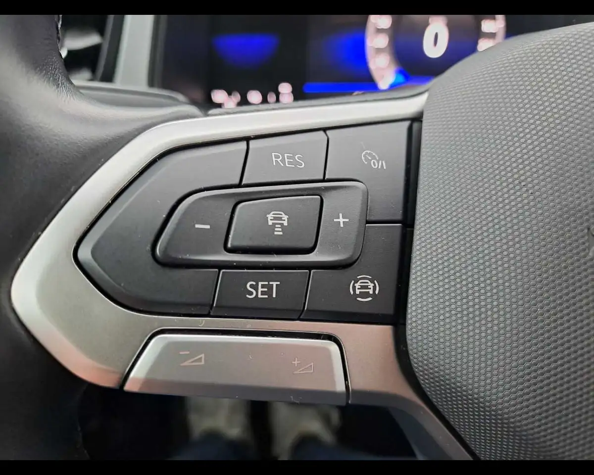 Volkswagen T-Roc 1.0 TSI Life 12