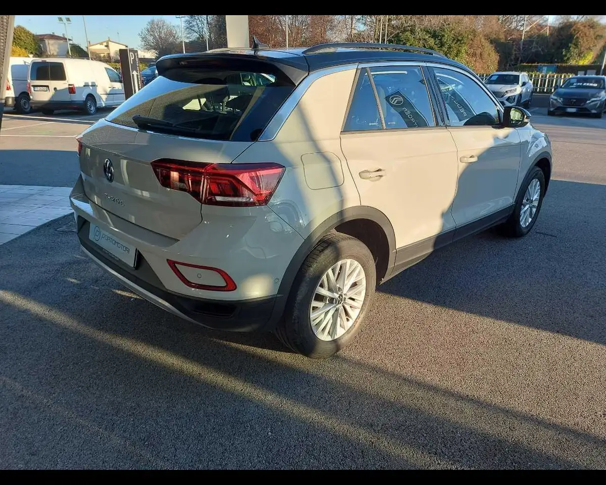 Volkswagen T-Roc 1.0 TSI Life 17