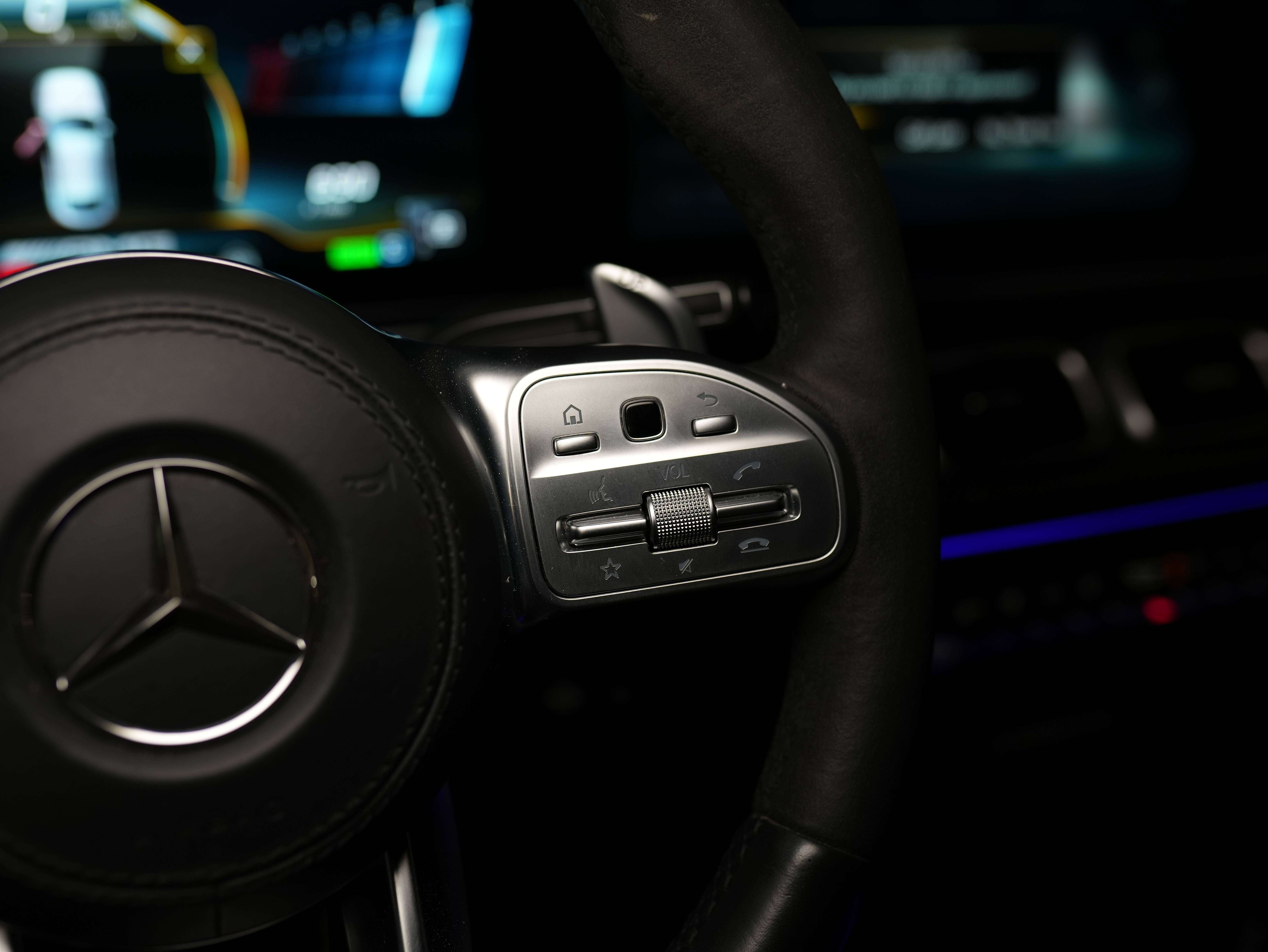 used 2021 Mercedes-Benz GLE car, priced at $72,900