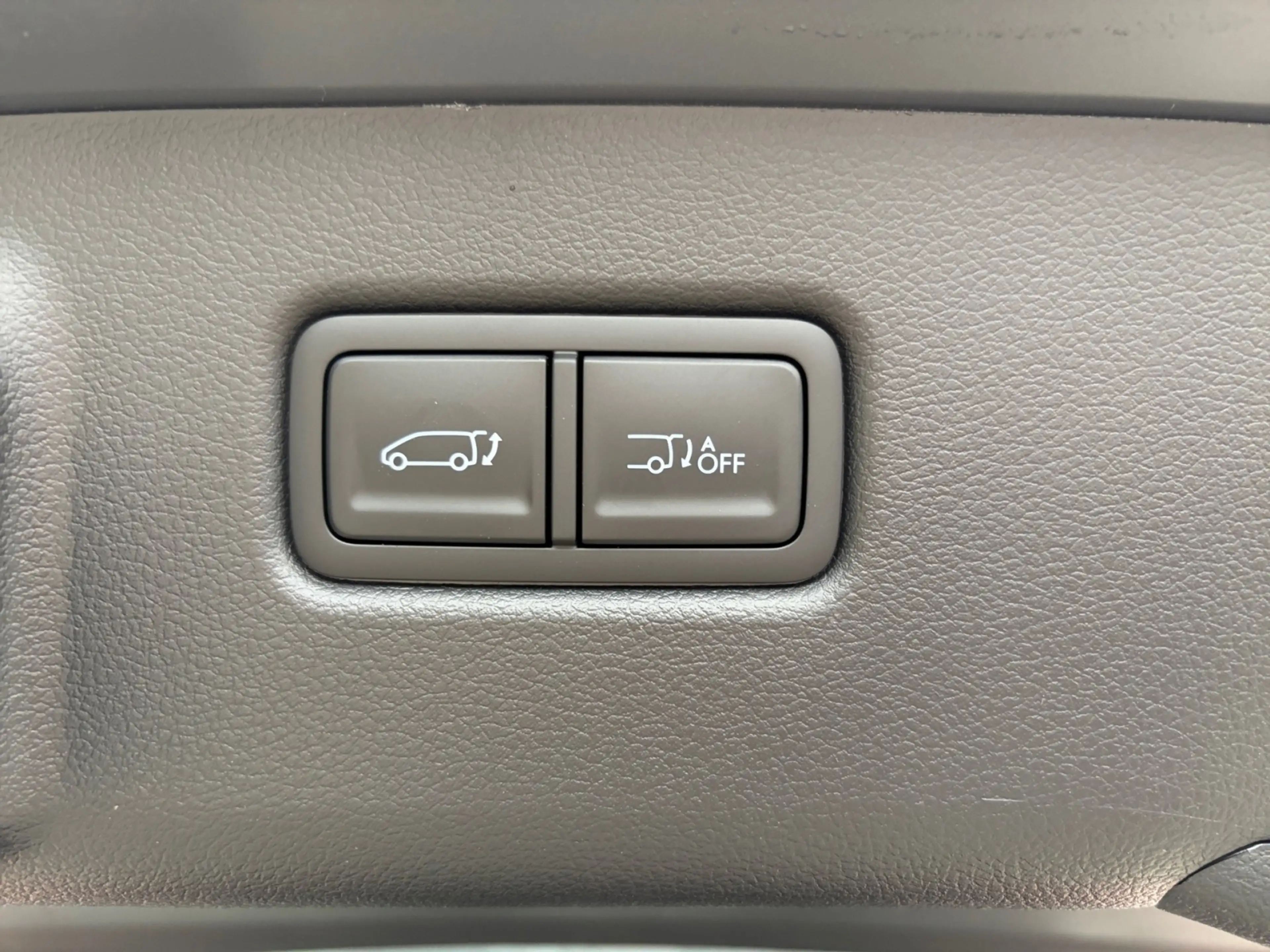 Hyundai STARIA 1.6 T-GDI Hybrid Trend (9-Sitzer) Klima — photo 14