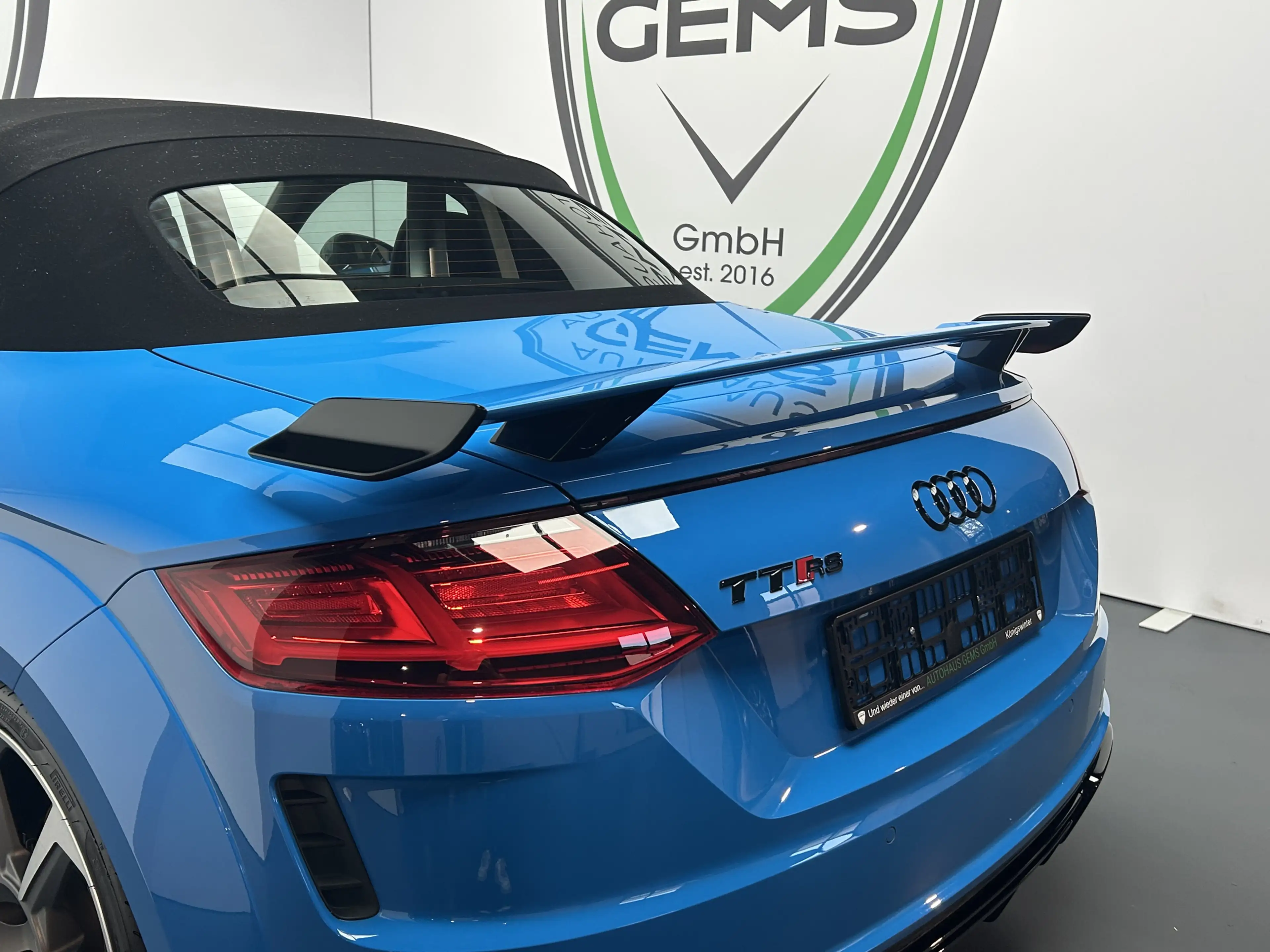 Audi TT RS 2.5 TFSI quattro Matrix virtual cockpit — photo 13