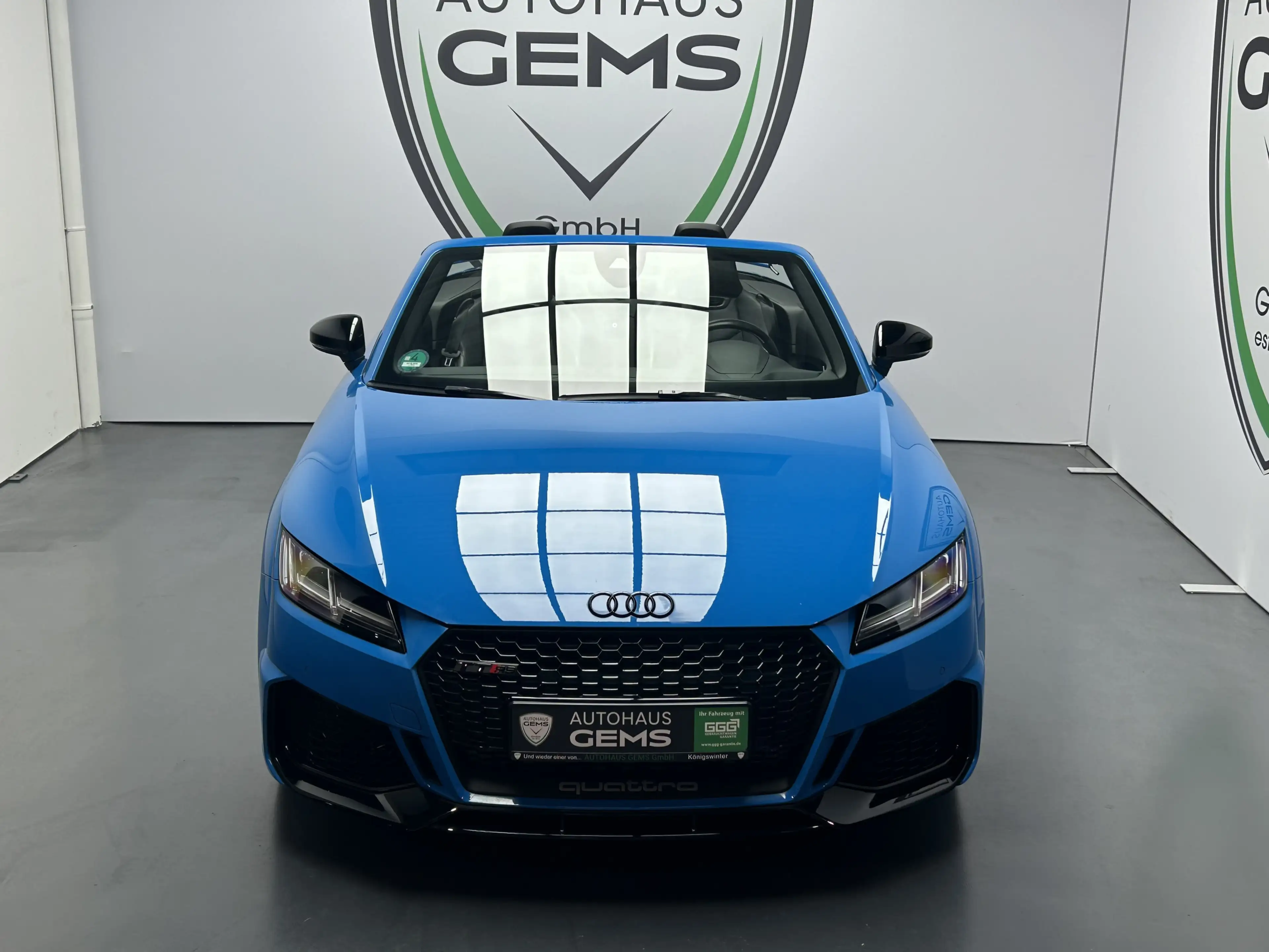 Audi TT RS 2.5 TFSI quattro Matrix virtual cockpit — photo 2