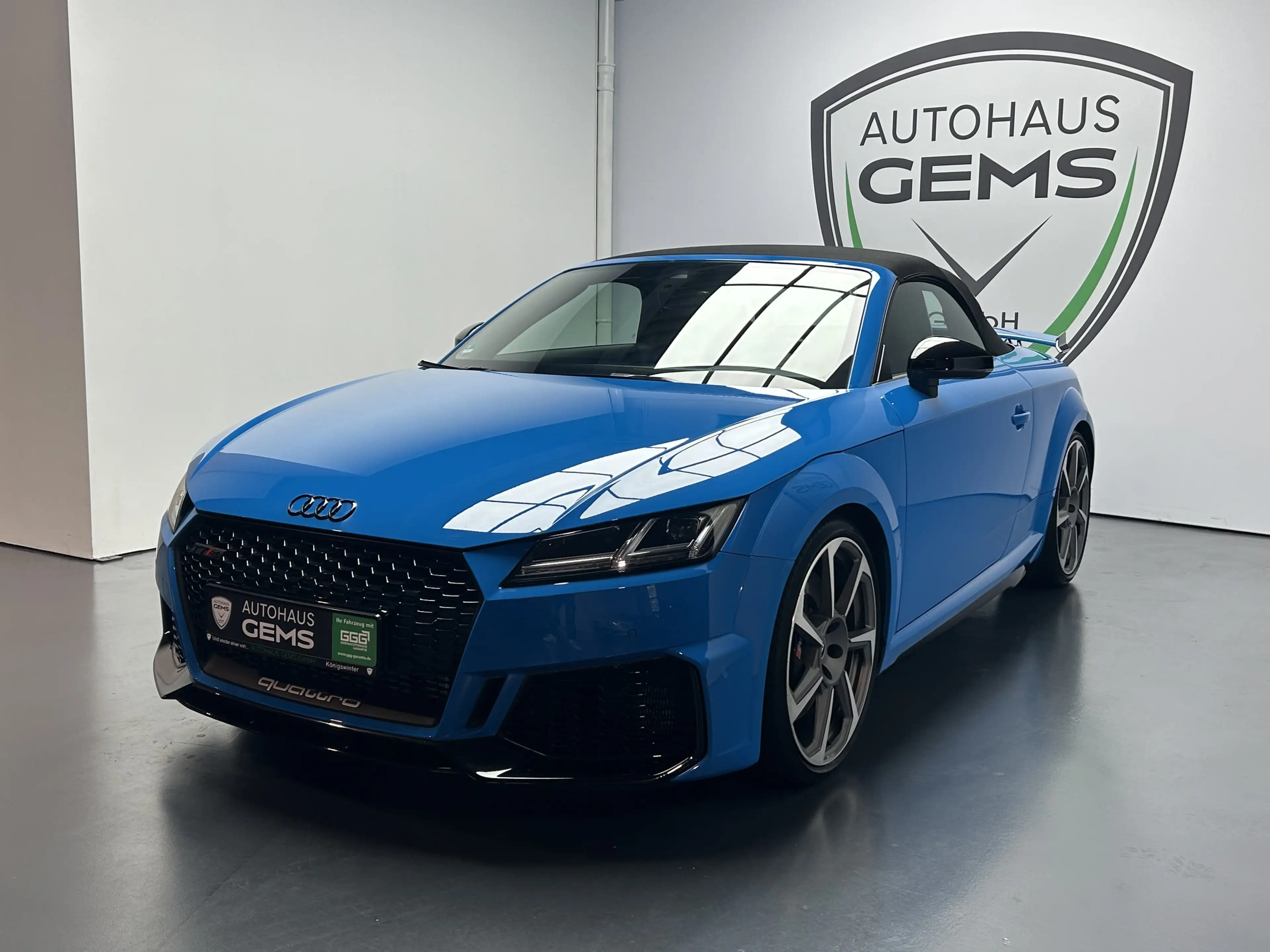 Audi TT RS 2.5 TFSI quattro Matrix virtual cockpit — photo 9