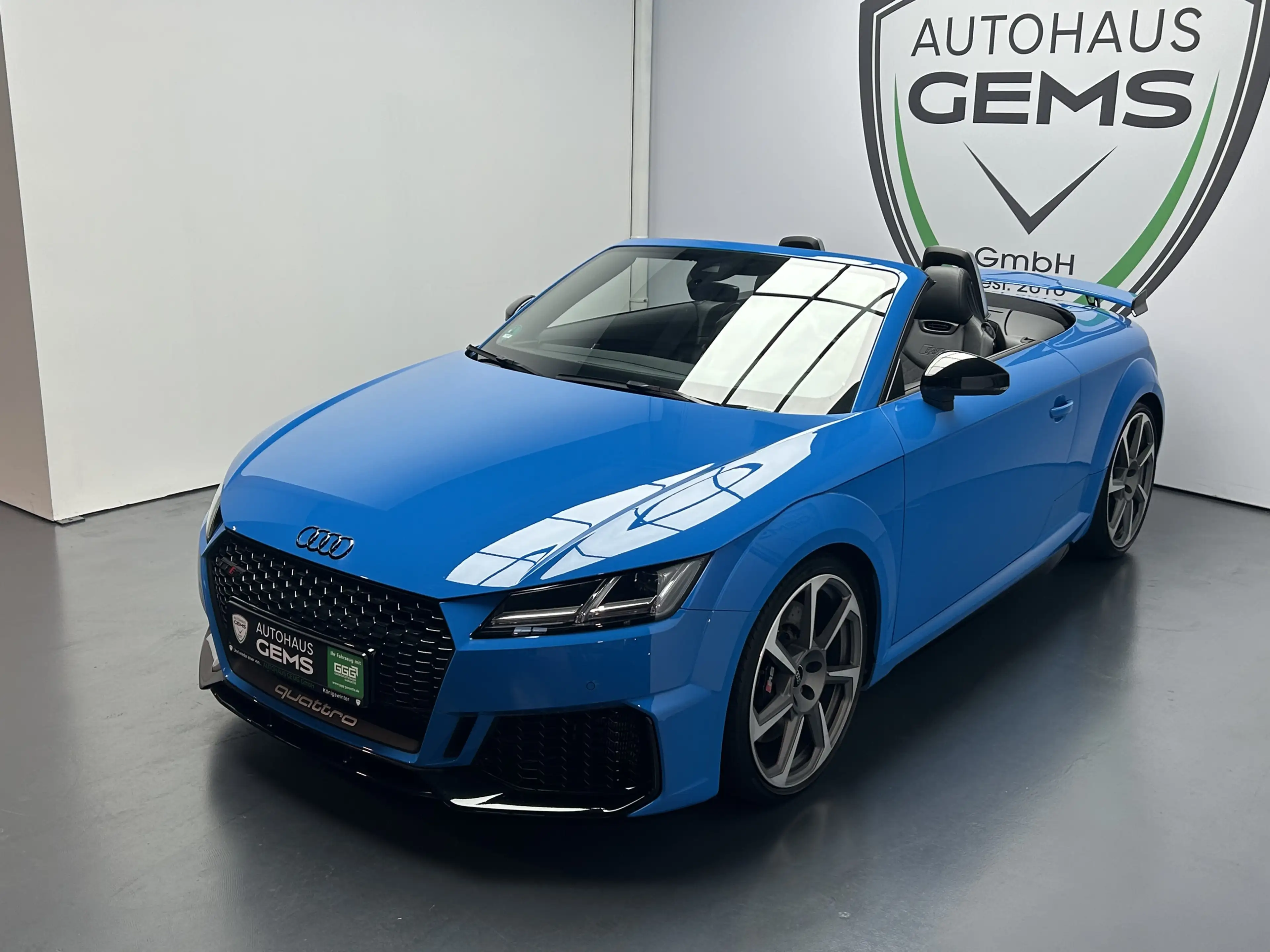 Audi TT RS 2.5 TFSI quattro Matrix virtual cockpit — photo 3