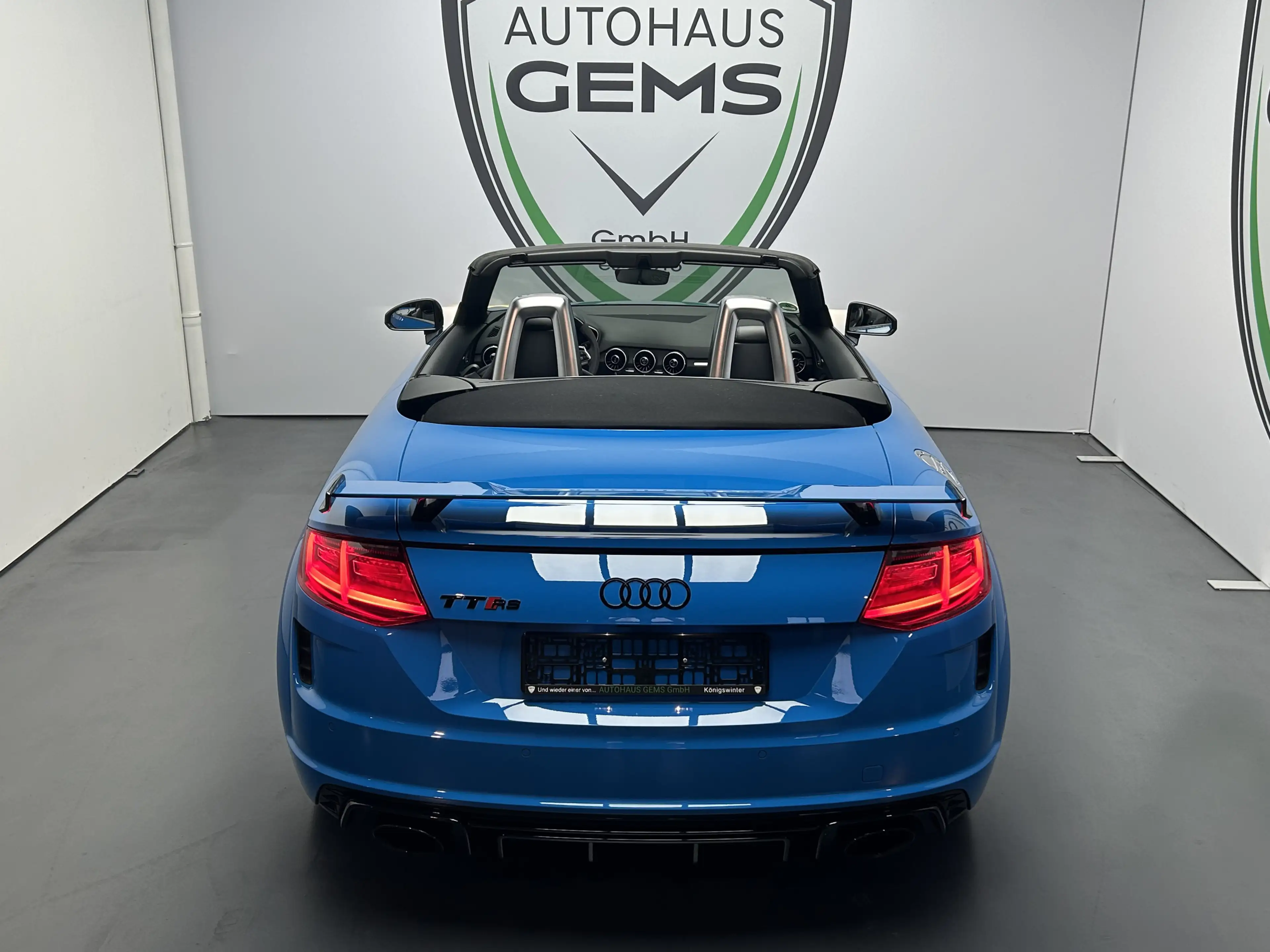 Audi TT RS 2.5 TFSI quattro Matrix virtual cockpit — photo 5