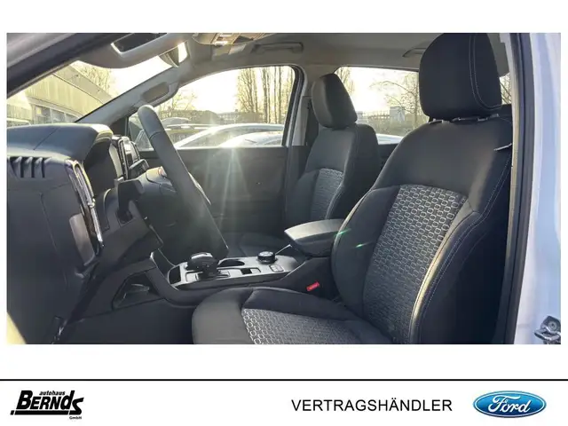 Ford Ranger view 9
