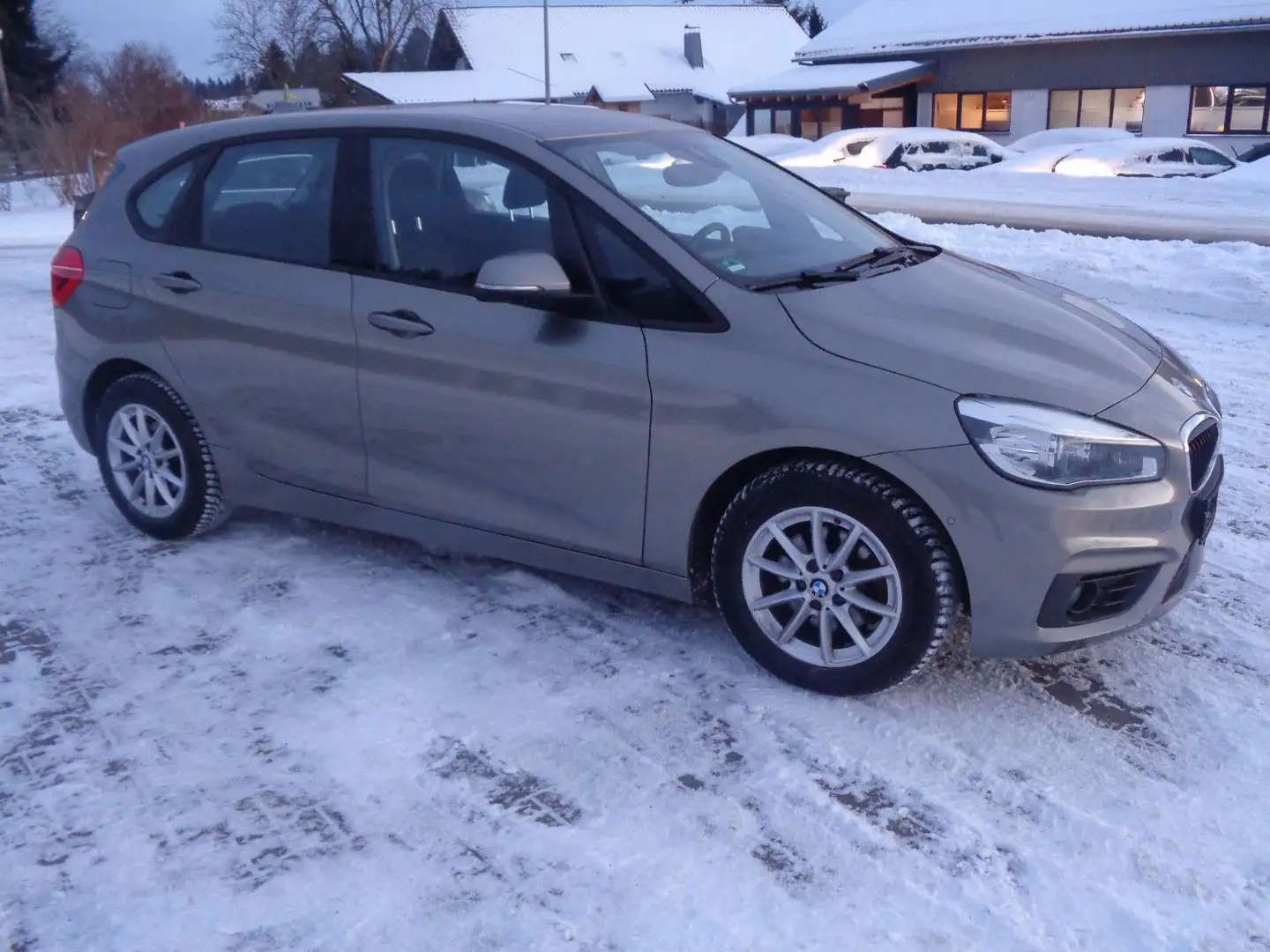 BMW 218 2 Active Tourer 218 d / DPF NEU Silber - 2