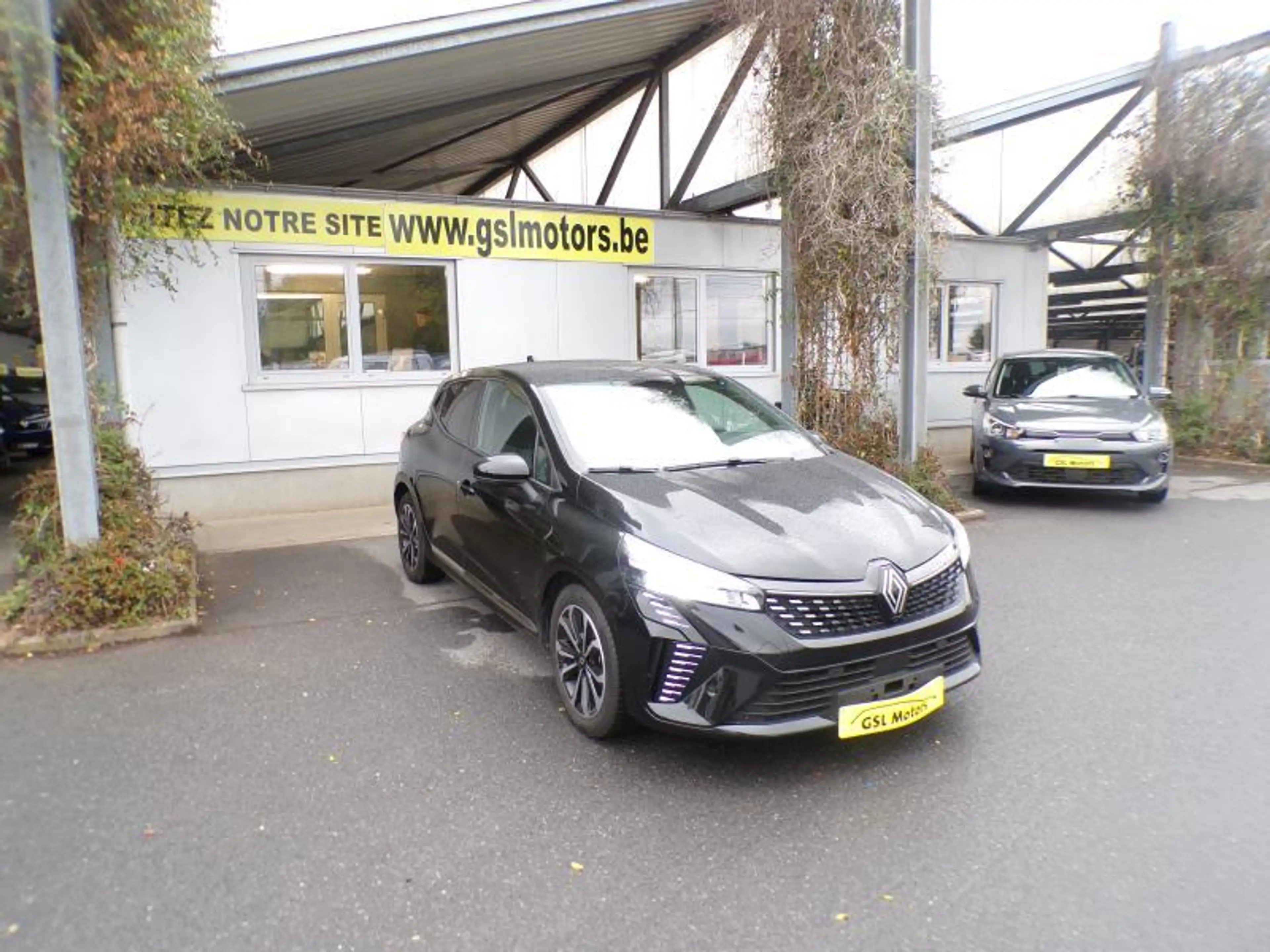 Renault Clio 1.0 91cv noir 06/25 25.202km Airco GPS Camera — photo 3