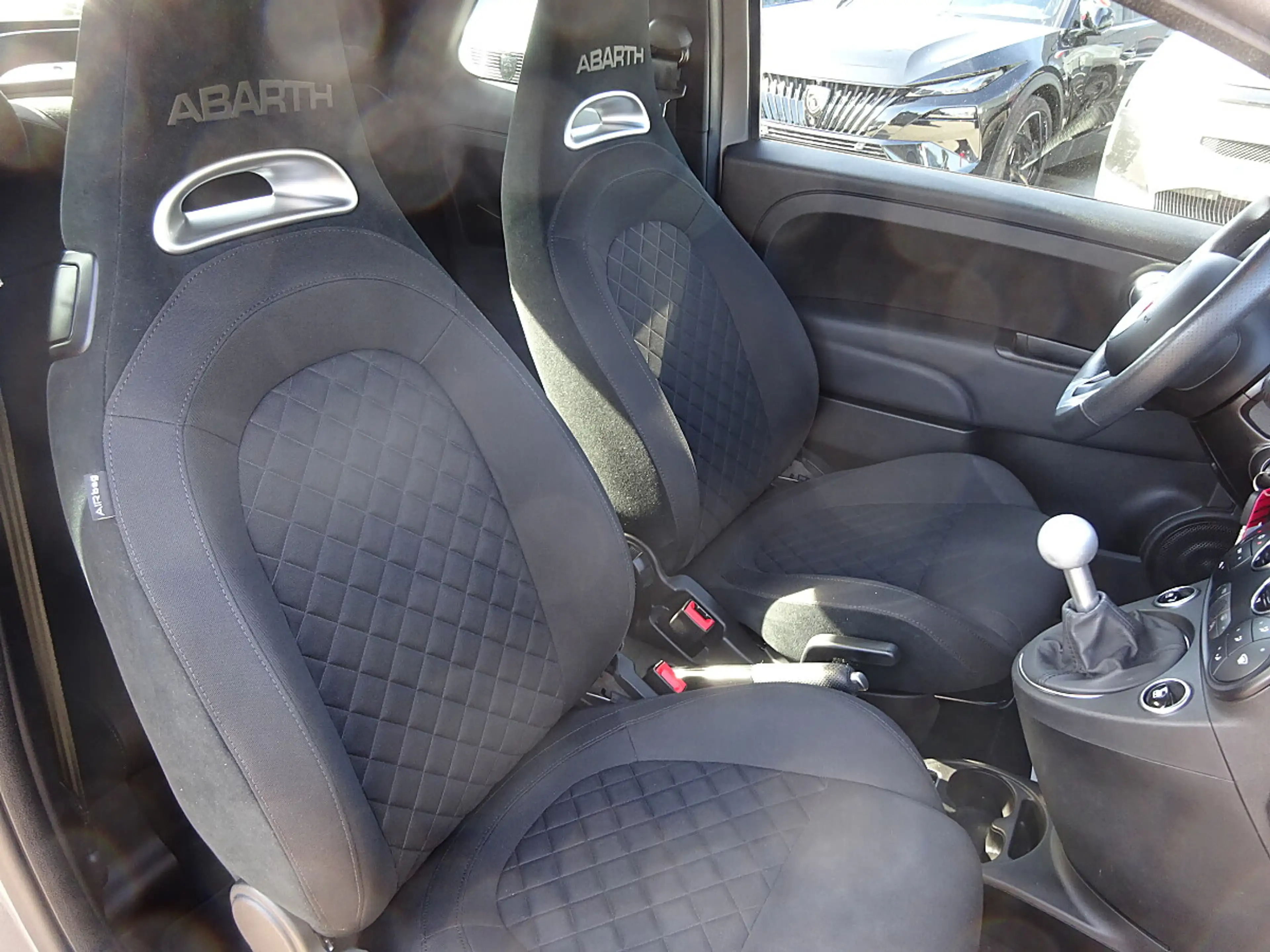 Abarth 500C 1.4 T-Jet 16V 595C (EURO 6e) — photo 4