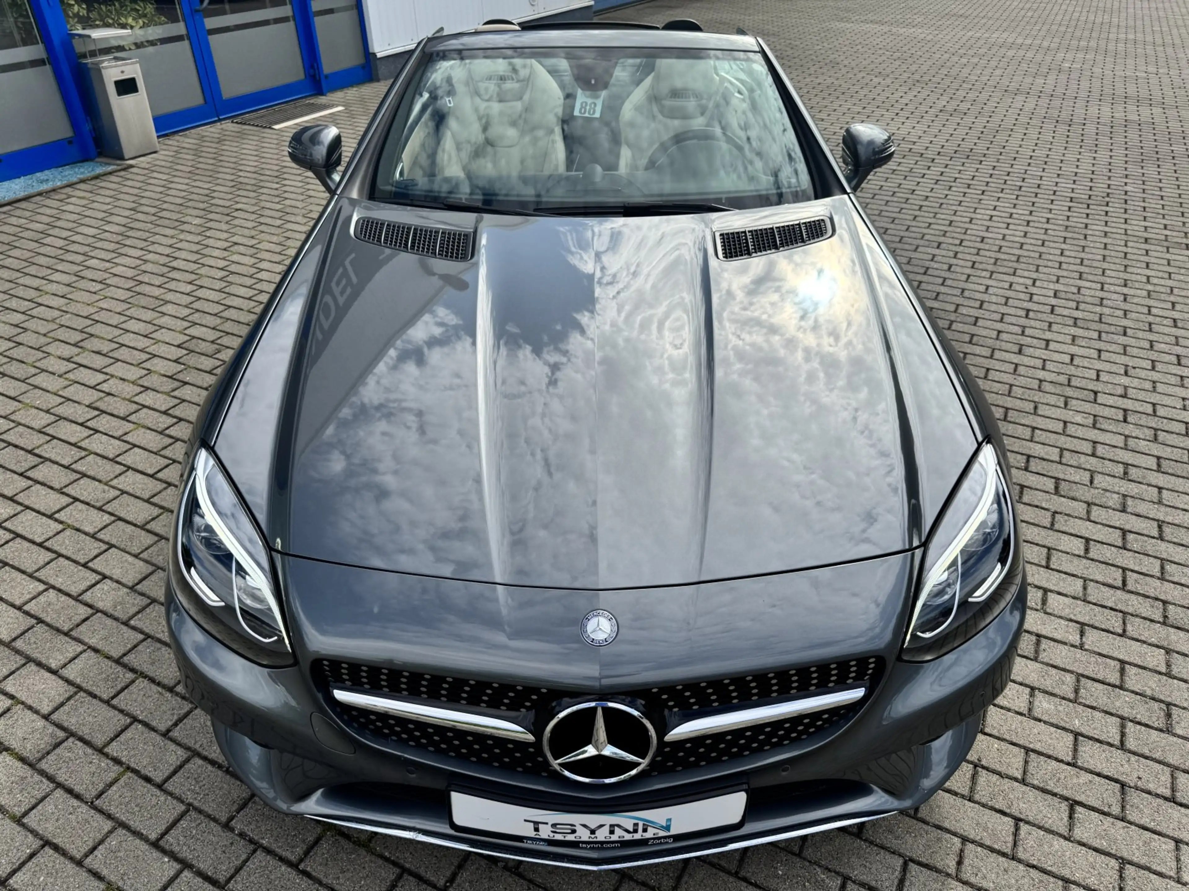 Mercedes-Benz SLC 200 — photo 6