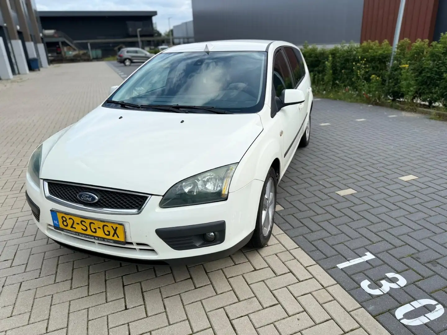 Ford Focus 1.6-16V Futura Wit - 1