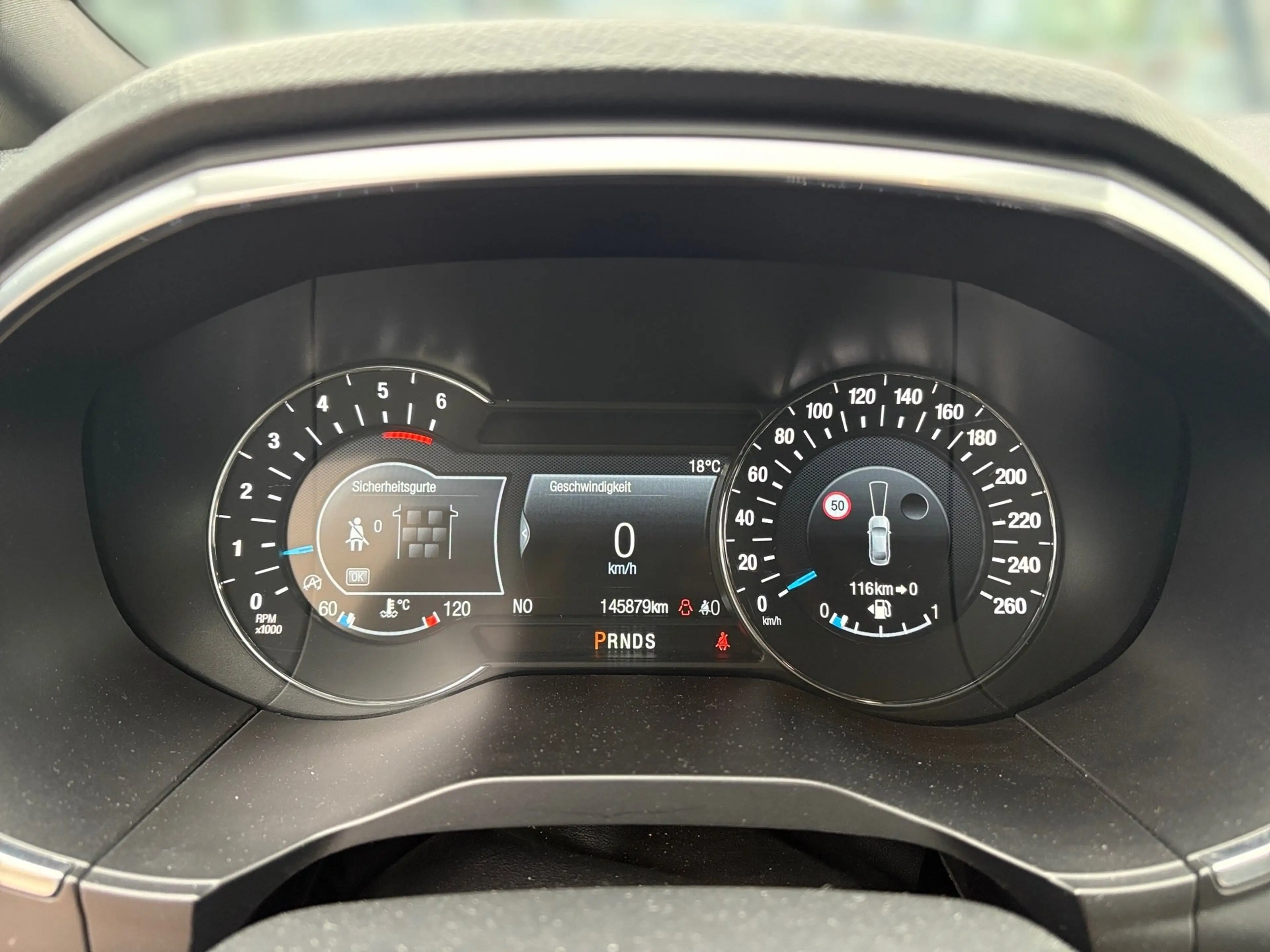 Ford S-Max ST-Line — photo 4