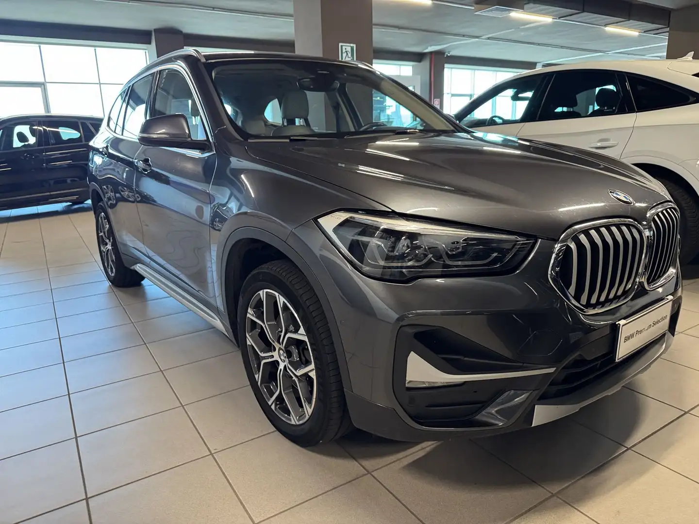 BMW X1 X1 sDrive18d xLine Grigio - 2