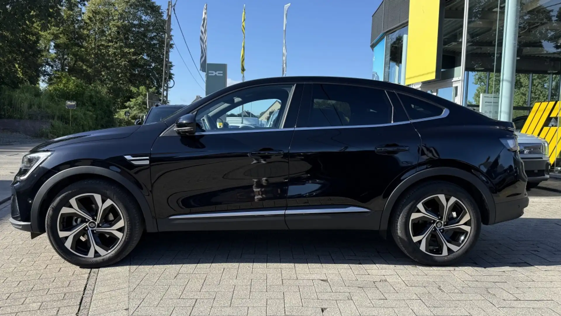 Renault Arkana 1.6 E-TECH Hybrid 145 Techno Zwart - 2