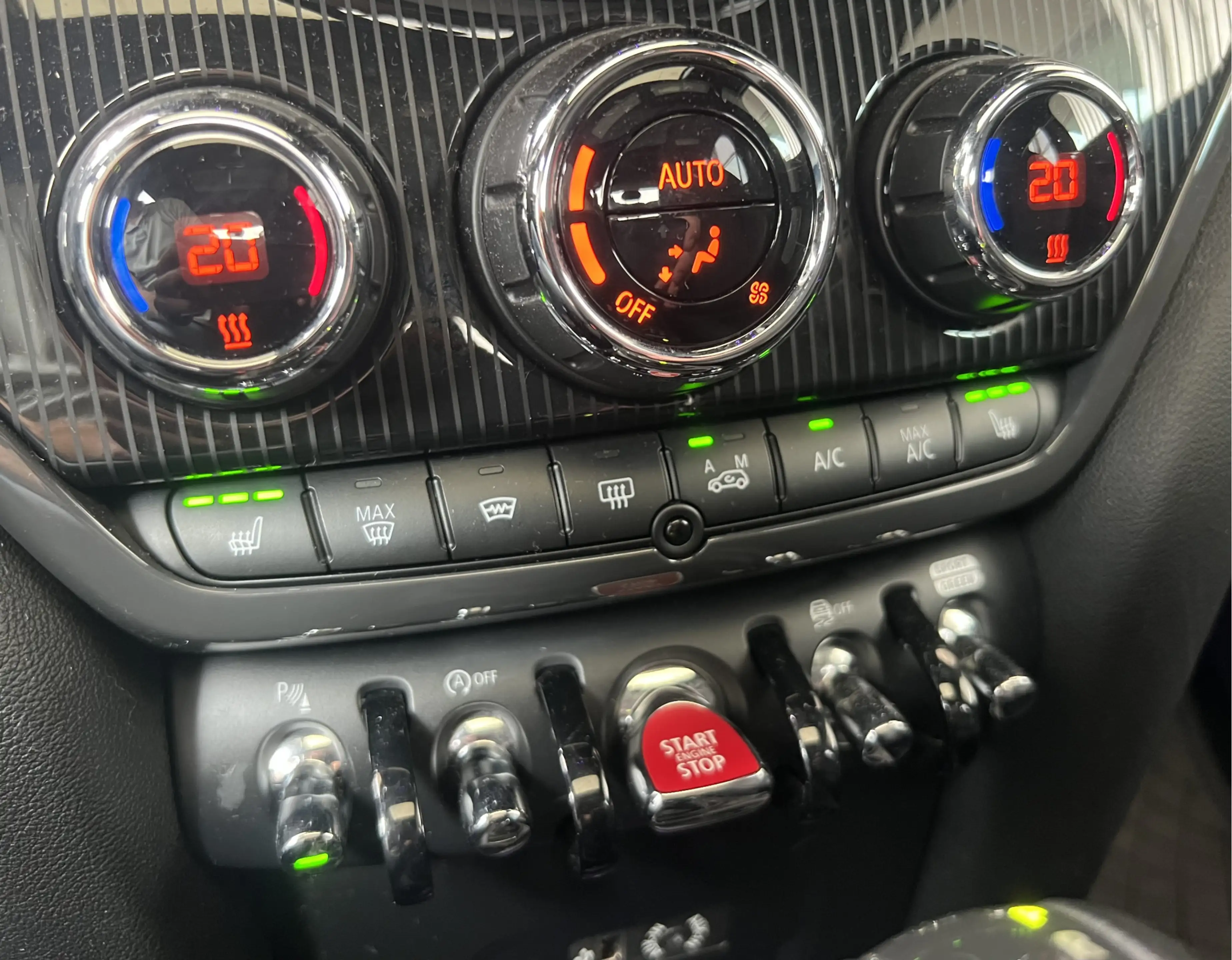 MINI Cooper Countryman 1.5 Chili | AUTOMAAT | HEAD-UP DISPLAY | LEDER | S — photo 26
