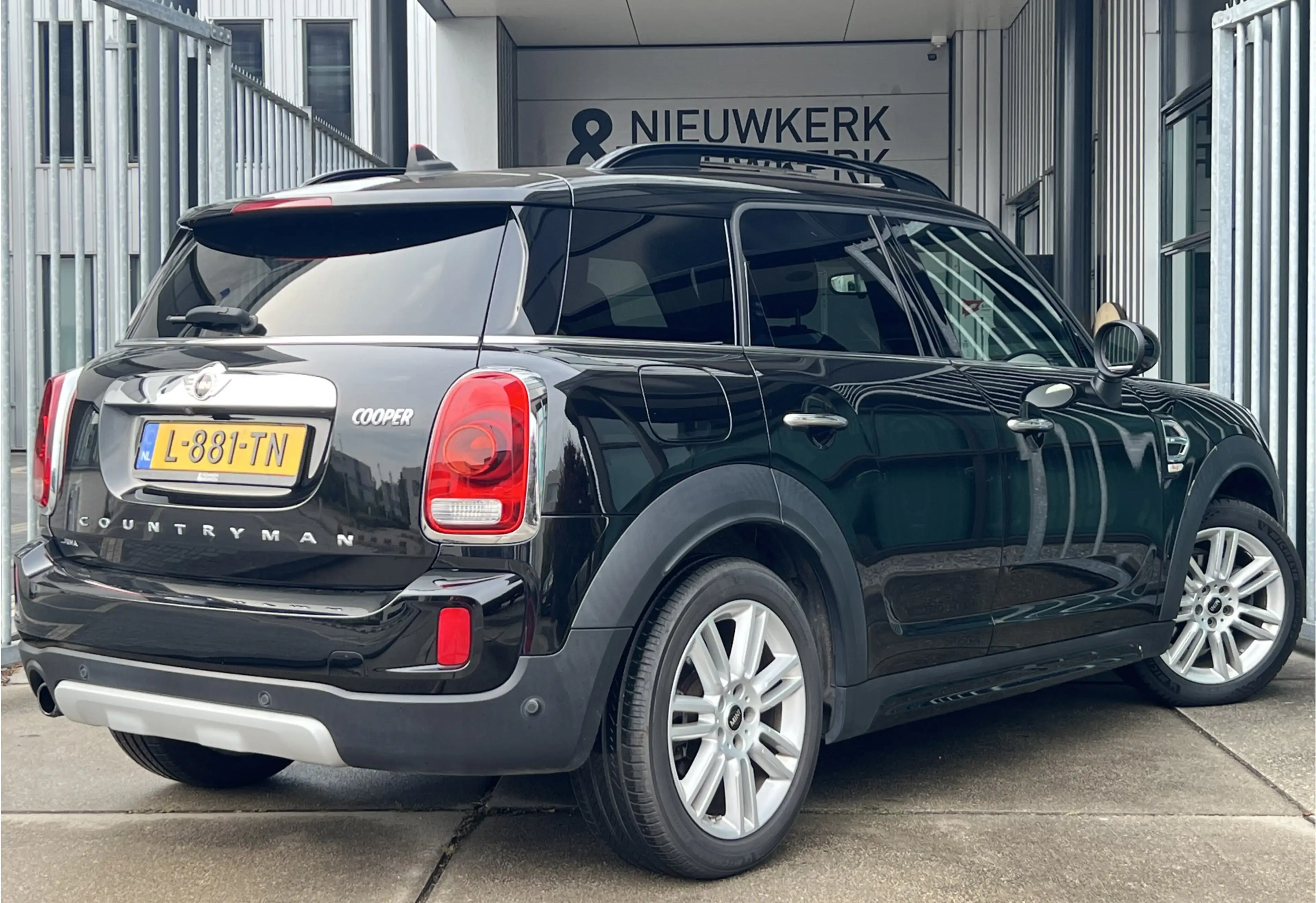MINI Cooper Countryman 1.5 Chili | AUTOMAAT | HEAD-UP DISPLAY | LEDER | S — photo 2