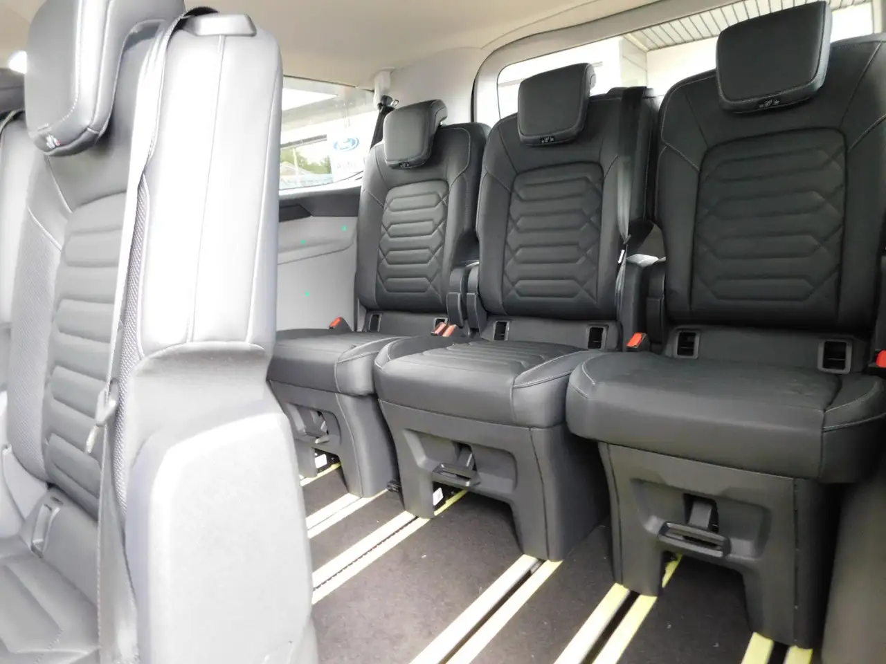 Ford Tourneo Custom 2.0 L2 Autom Titanium X AHK/360° 12