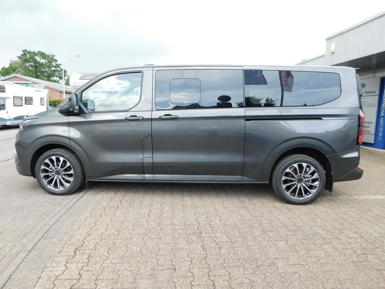 Ford Tourneo Custom 2.0 L2 Autom Titanium X AHK/360° 8