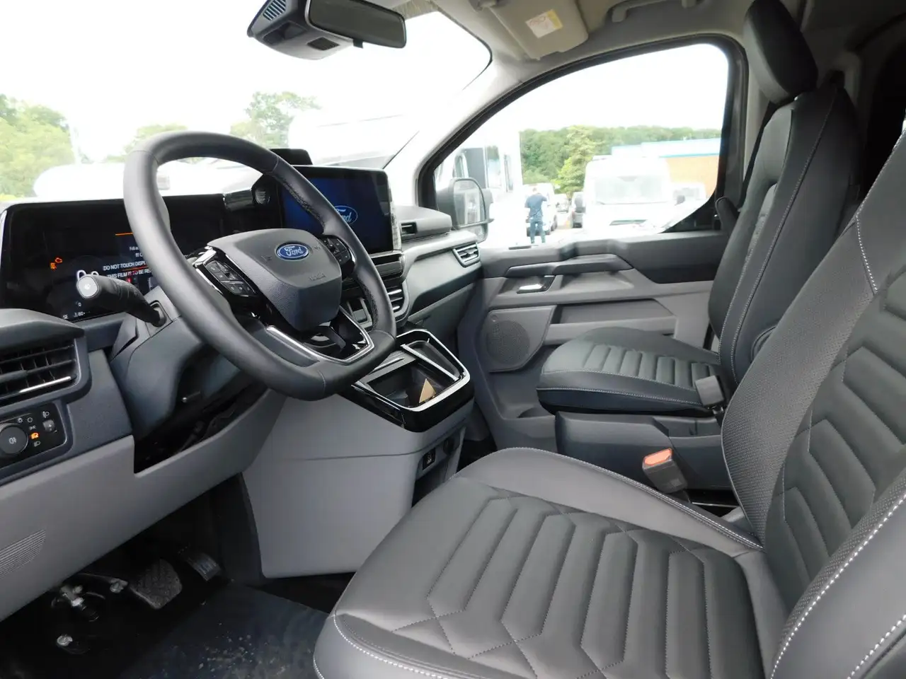 Ford Tourneo Custom 2.0 L2 Autom Titanium X AHK/360° 10