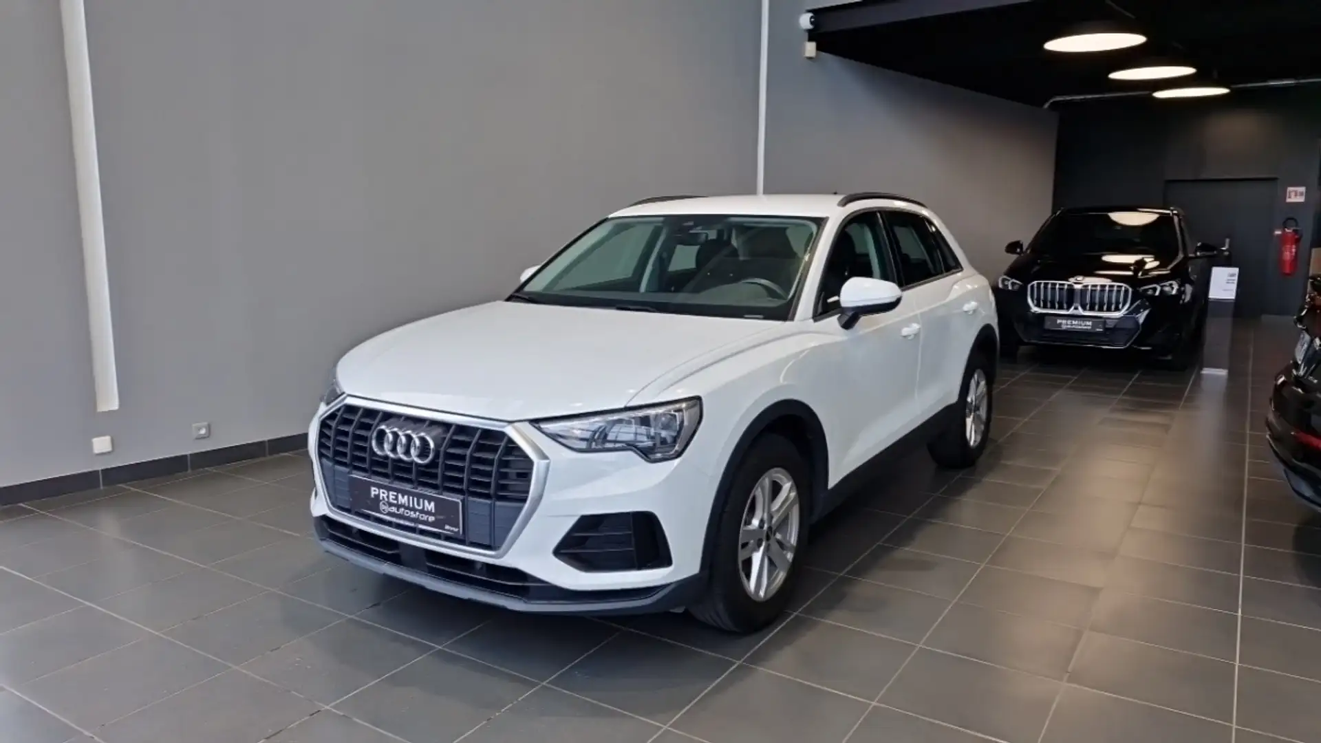 Audi Q3 35 TFSI 150 CH S tronic 7 Weiß - 1