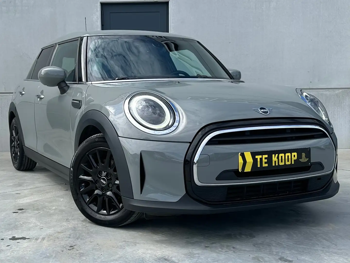 MINI One *DAB *Led *Carplay *Sport Trim Pack *PDC - 1