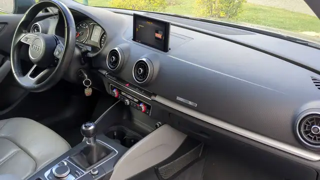Audi A3 view 10