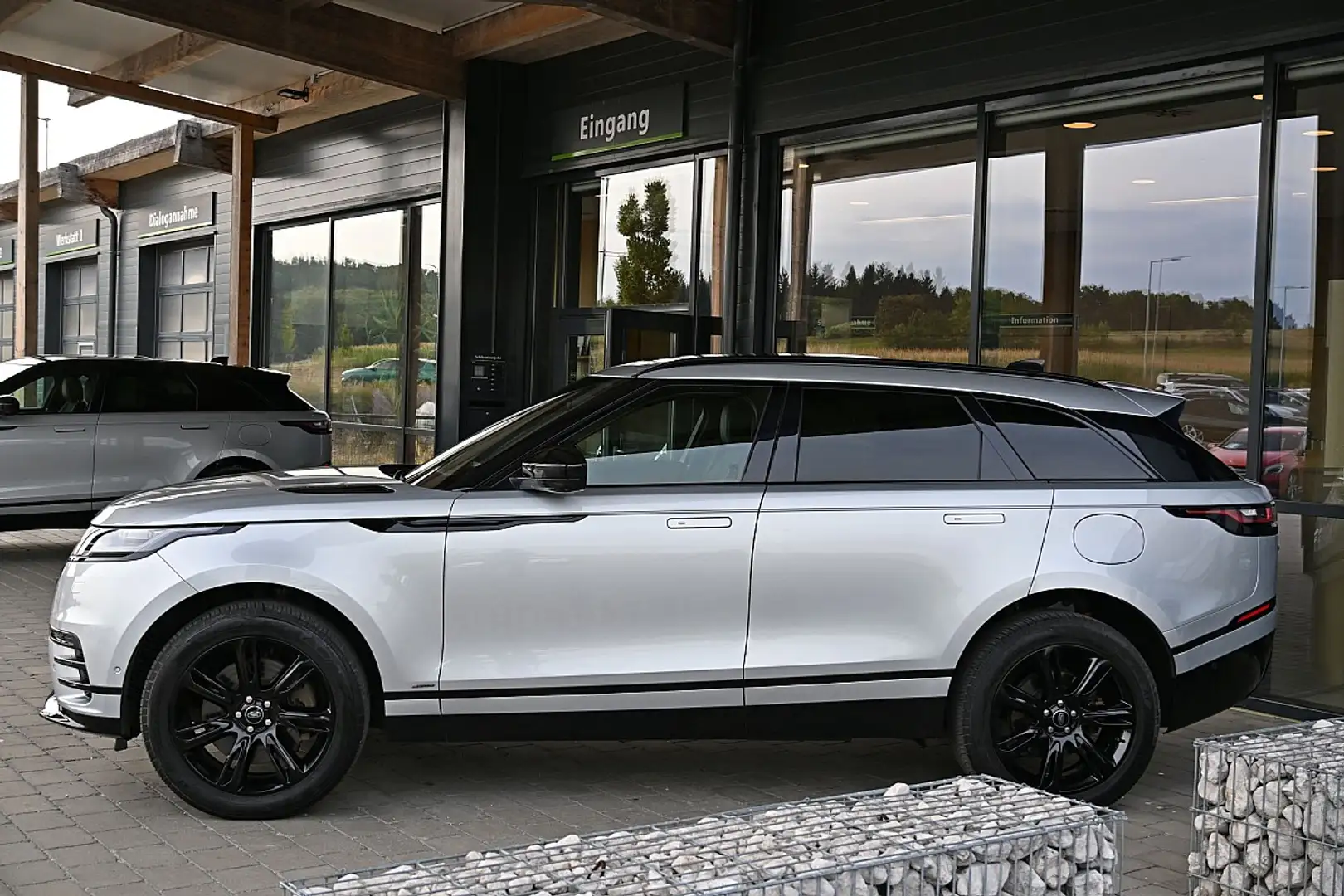 Land Rover Range Rover Velar P400e PHEV Allrad R-Dynamic Aut. HeadUp, Matrix... Argent - 2