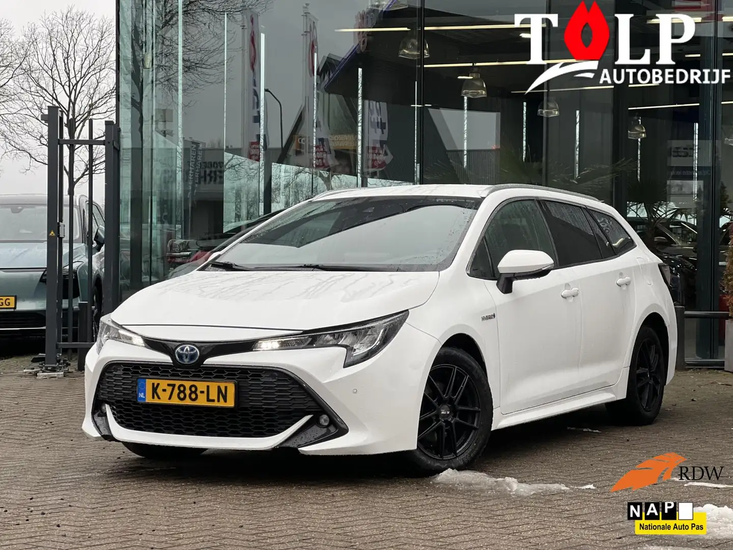 Toyota Corolla Touring Sports 1.8 Hybrid Business Plus NAP Blanc - 1