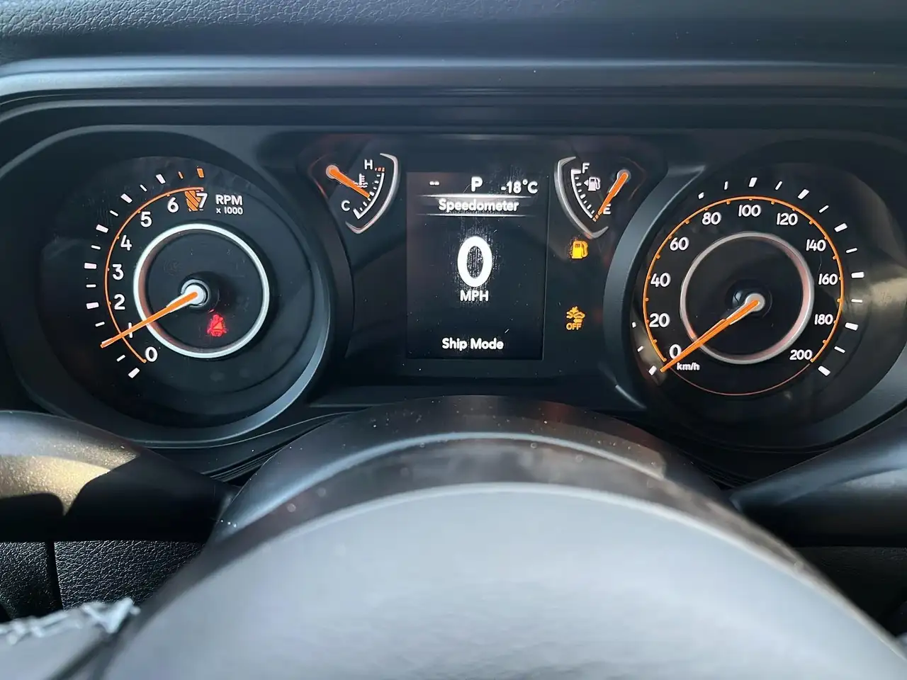 Jeep Gladiator снимка Jeep Gladiator