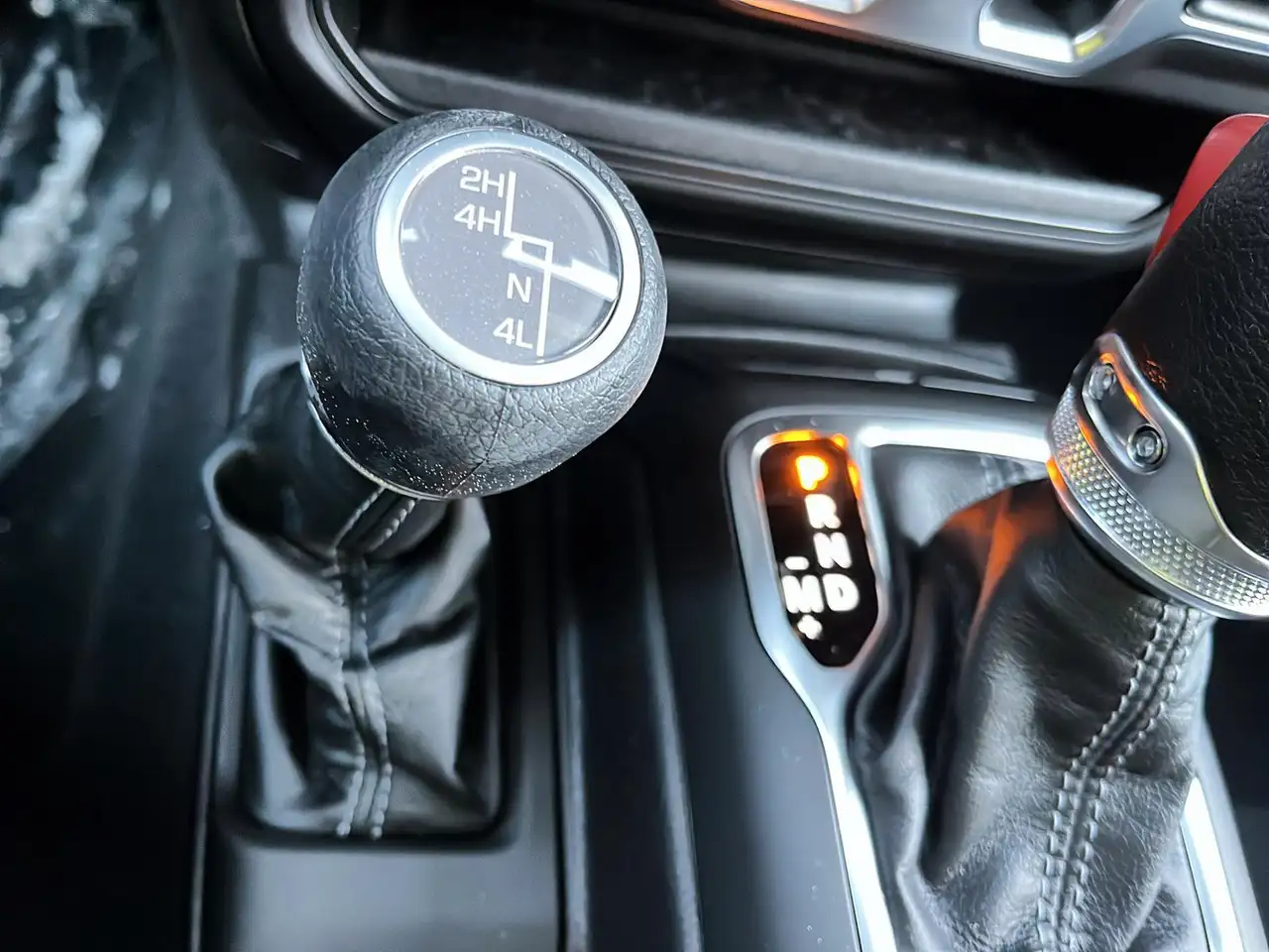 Jeep Gladiator снимка Jeep Gladiator
