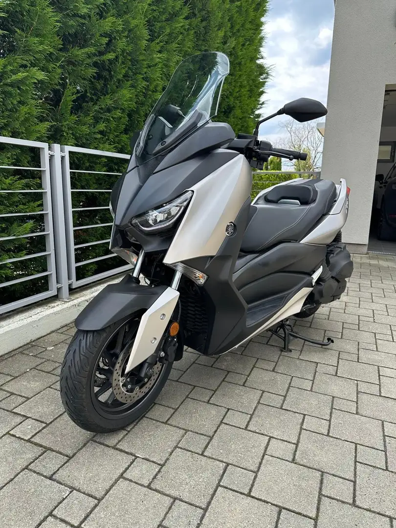 Yamaha X-Max 400 Grigio - 2