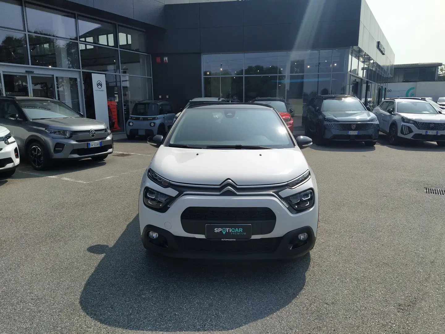 Citroen C3 1.2 PureTech 83cv SHINE PACK USATO GARANTITO Bianco - 2