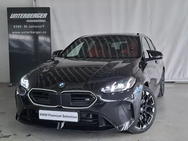 BMW 135 M135 xDrive M Sportpaket Pro / AHK verfügbar ab: 1