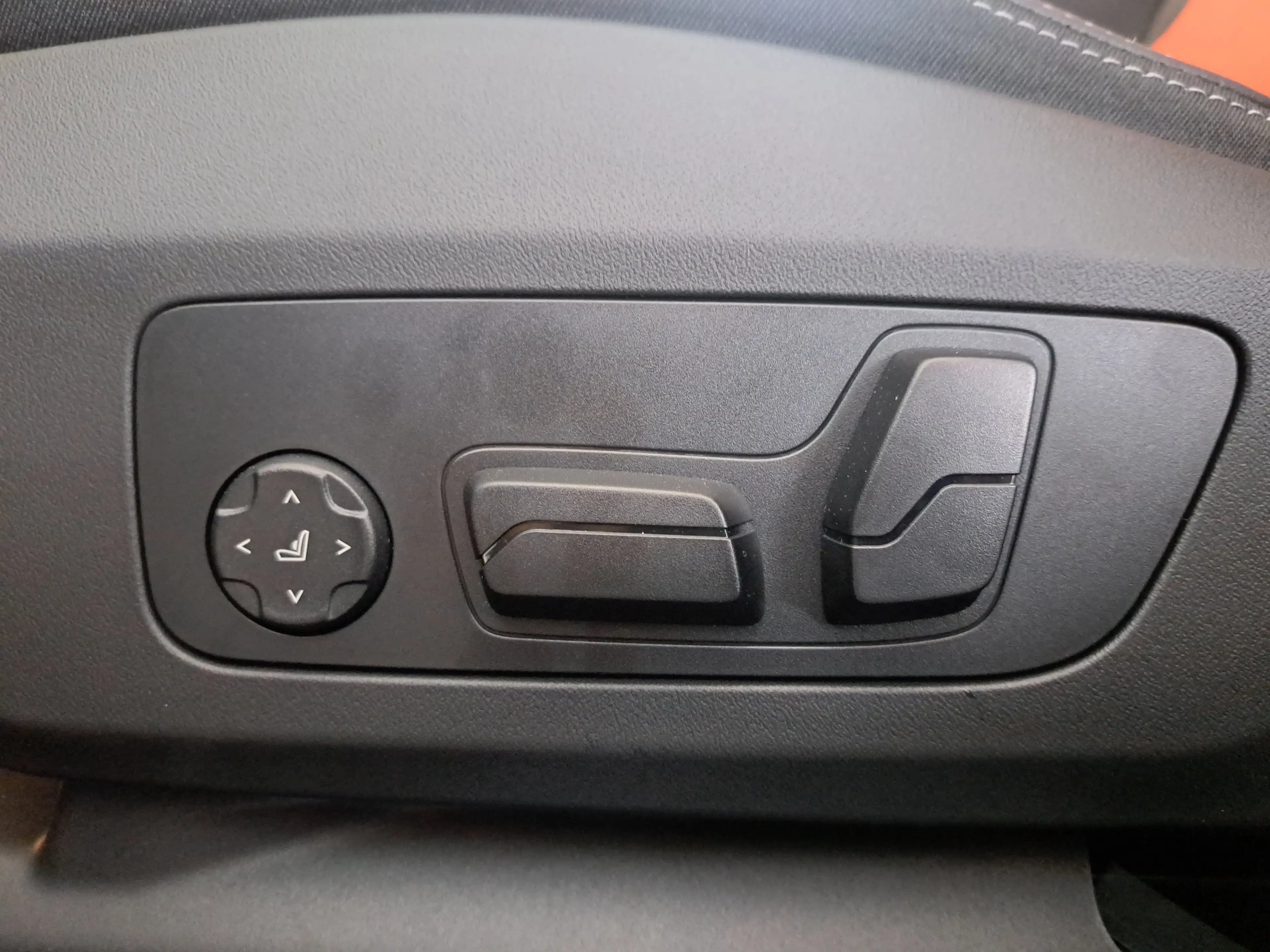BMW 135 M135 xDrive M Sportpaket Pro / AHK — photo 14