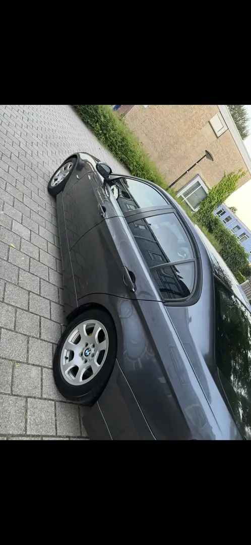 BMW 330 318i Executive Gris - 2