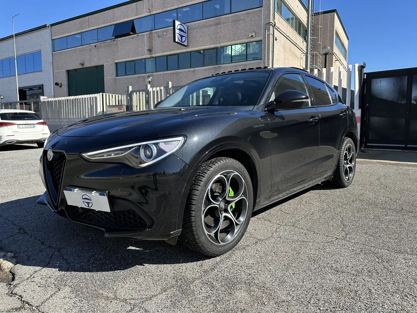 Alfa Romeo Stelvio 2.2 Turbo Diesel 210CV Veloce AT8 Q4 Schwarz - 1
