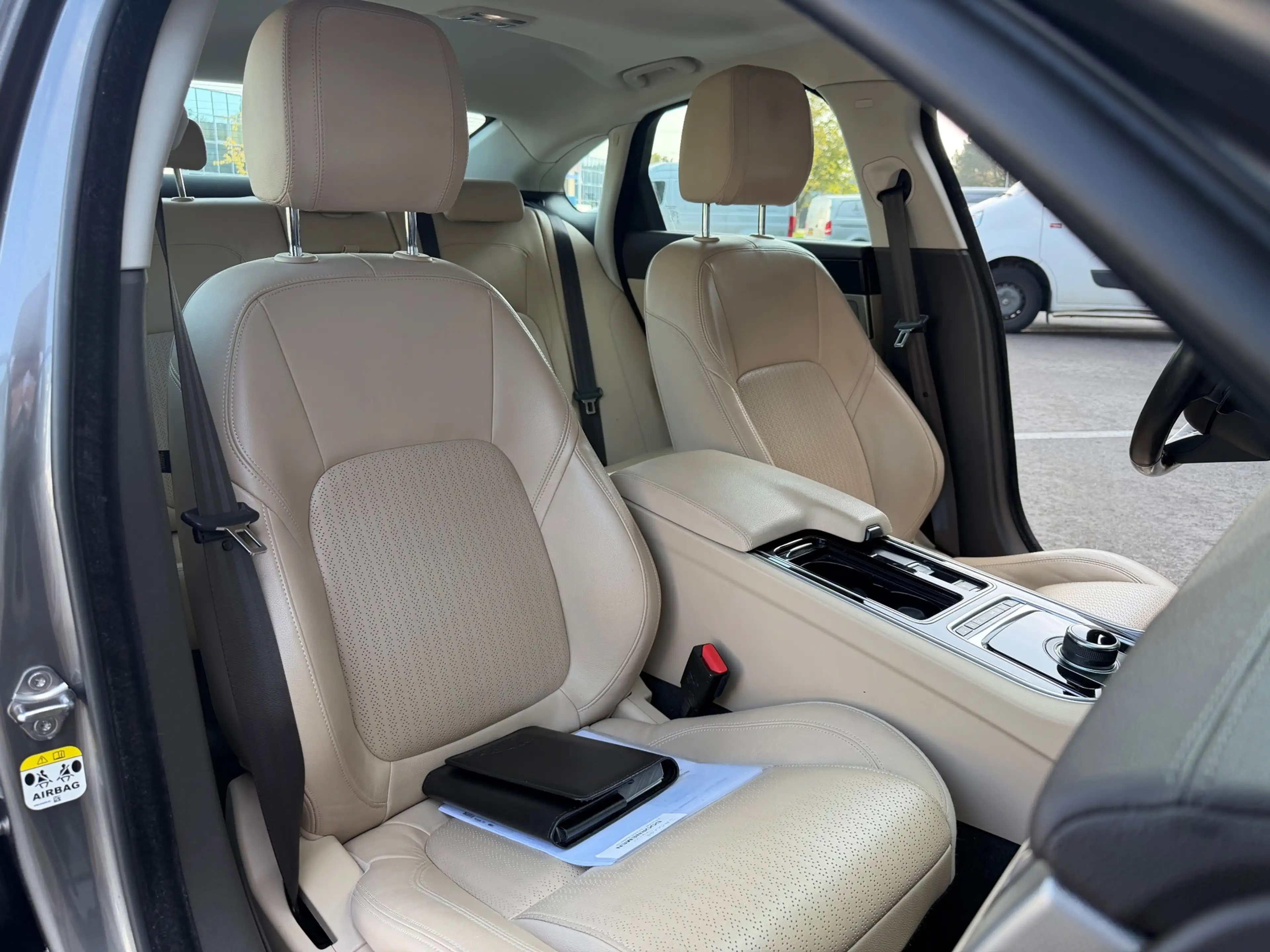 Jaguar XF 2.0d Portfolio DEALERONDERHOUDEN/MERIDIAN/LEDER/CA — photo 14