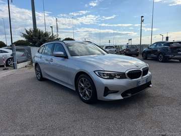 320d 48V Touring Sport AUTO