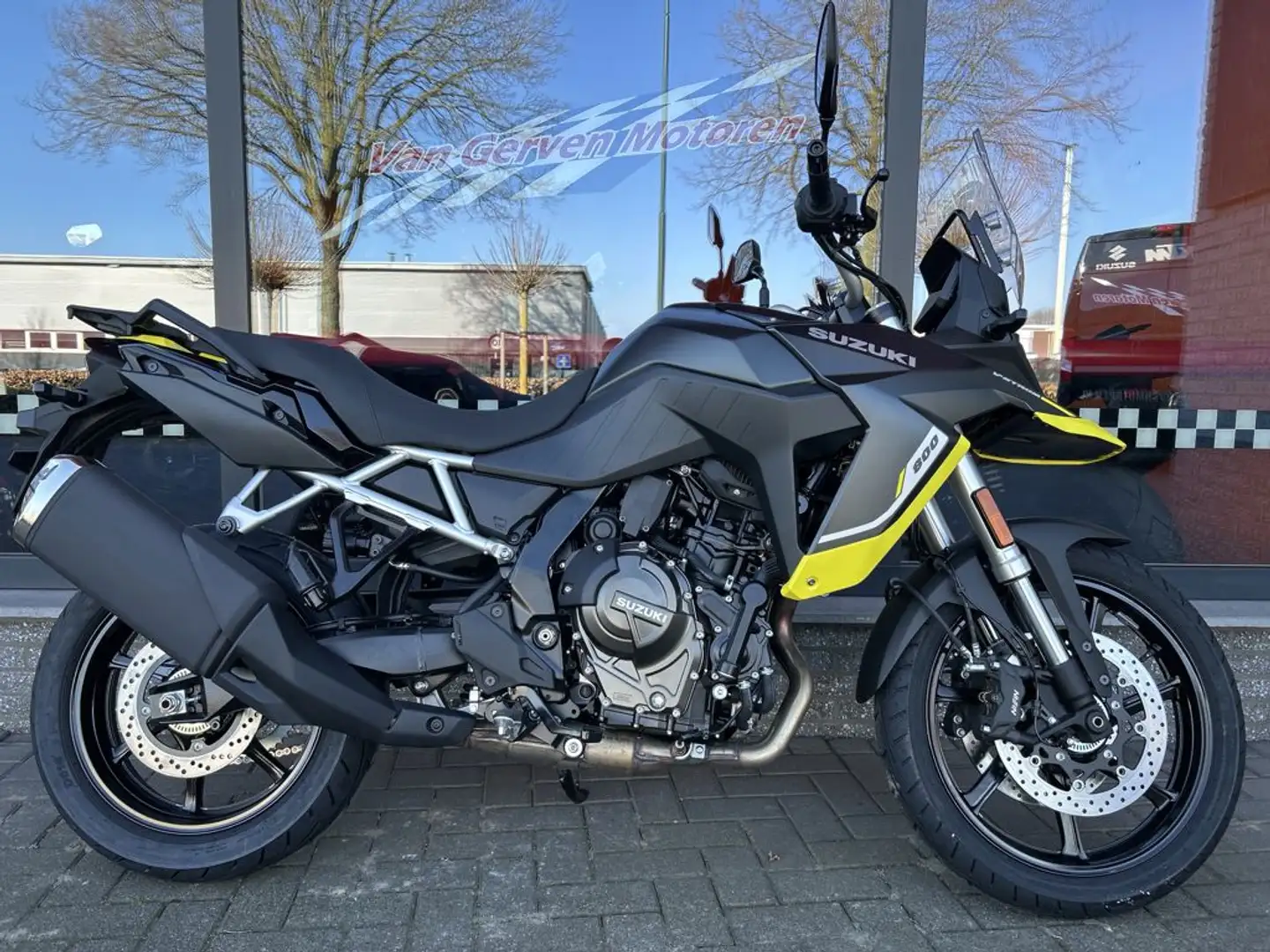 Suzuki V-Strom 800 - 1