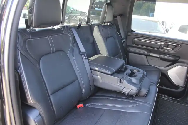 Dodge RAM 1500 LIMITED Night Crew Cab Ansicht 19