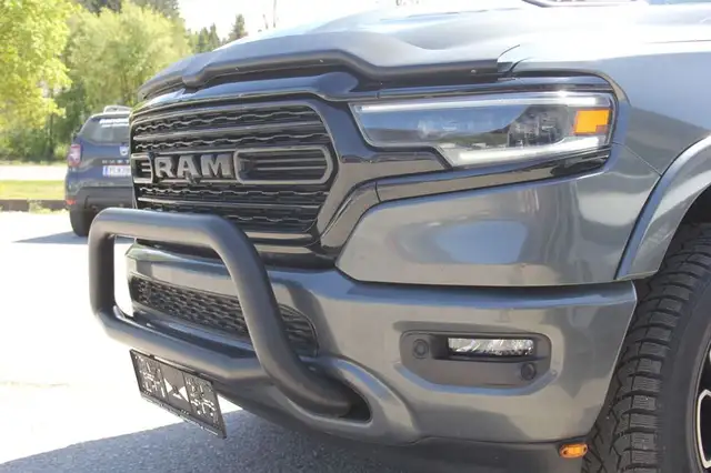 Dodge RAM 1500 LIMITED Night Crew Cab Ansicht 5