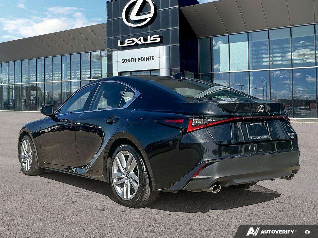 2024 Lexus IS Sedan