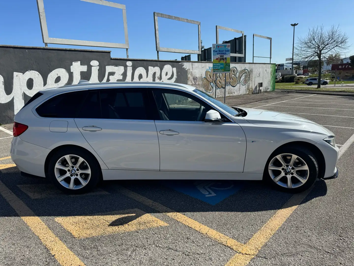 BMW 316 316d Touring Sport Line - 2